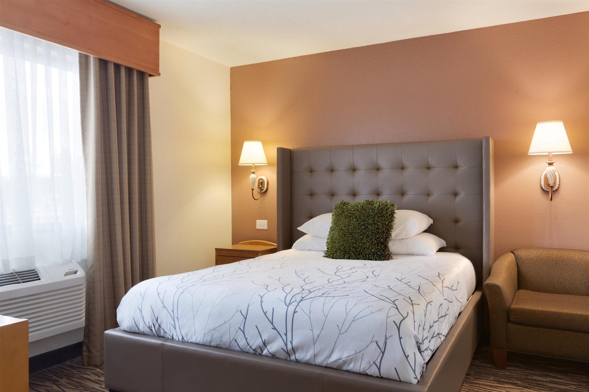 איירוויי הייטס Best Western Plus Peppertree Airport Inn מראה חיצוני תמונה