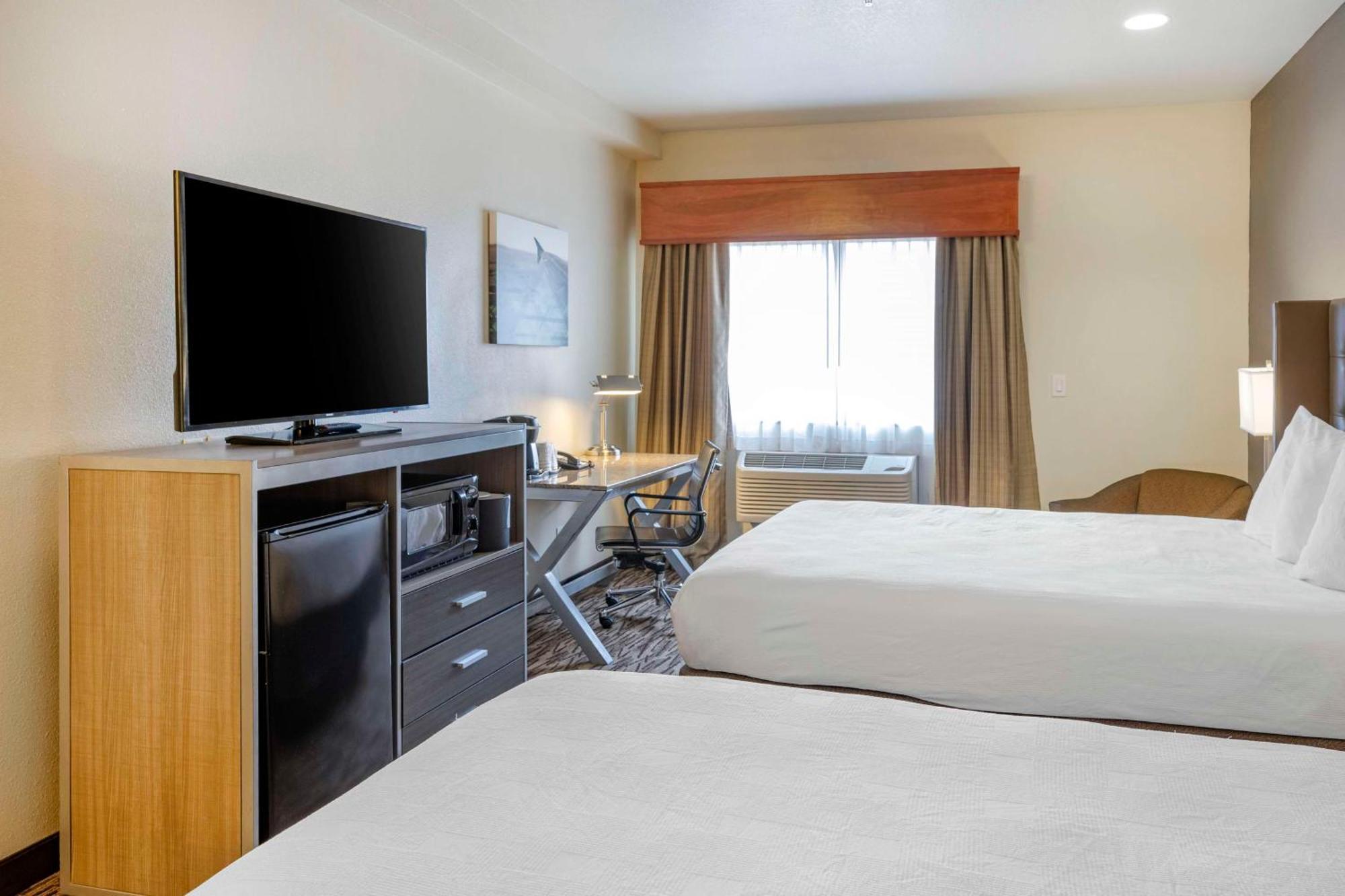 איירוויי הייטס Best Western Plus Peppertree Airport Inn מראה חיצוני תמונה