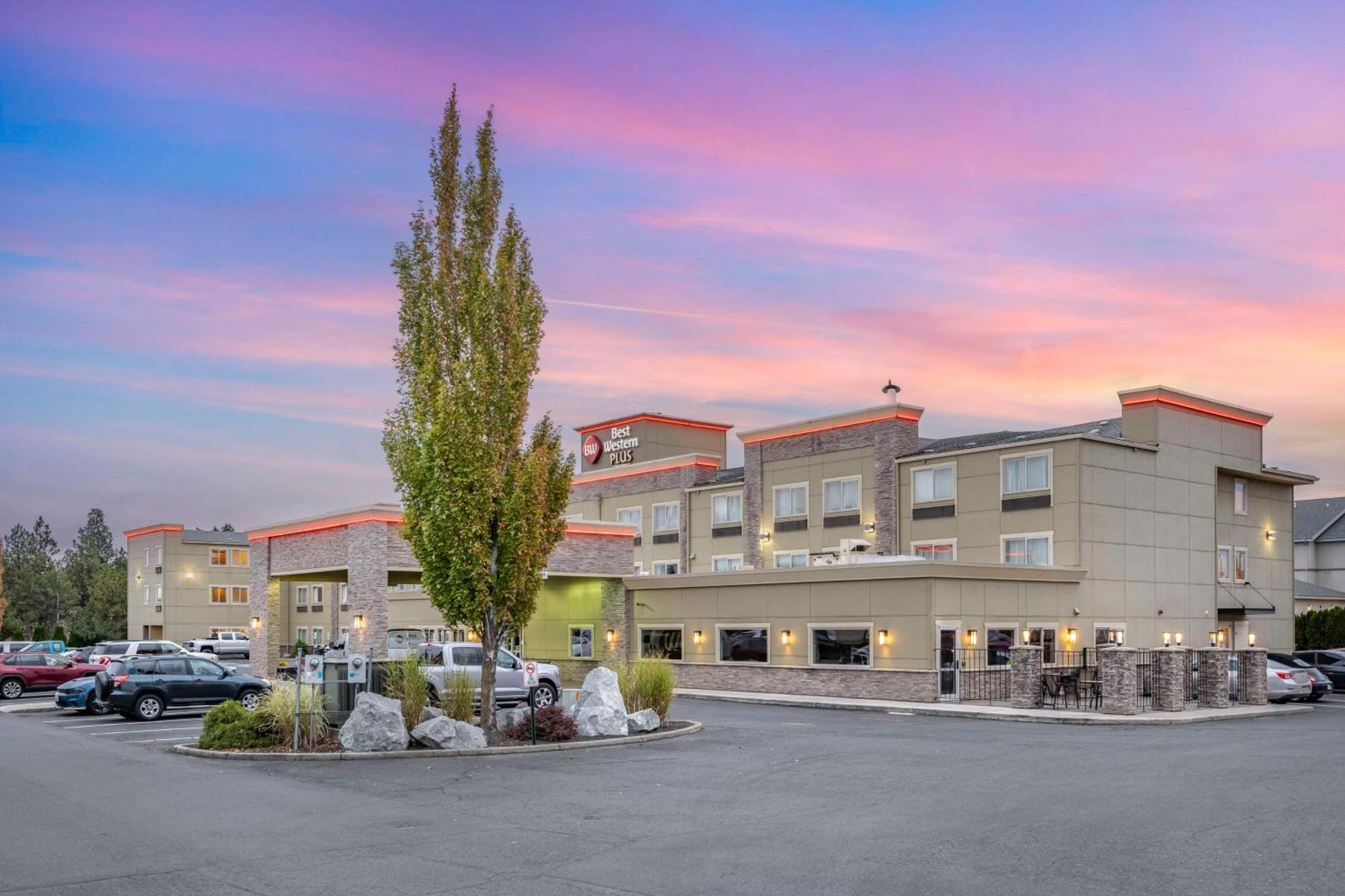 איירוויי הייטס Best Western Plus Peppertree Airport Inn מראה חיצוני תמונה
